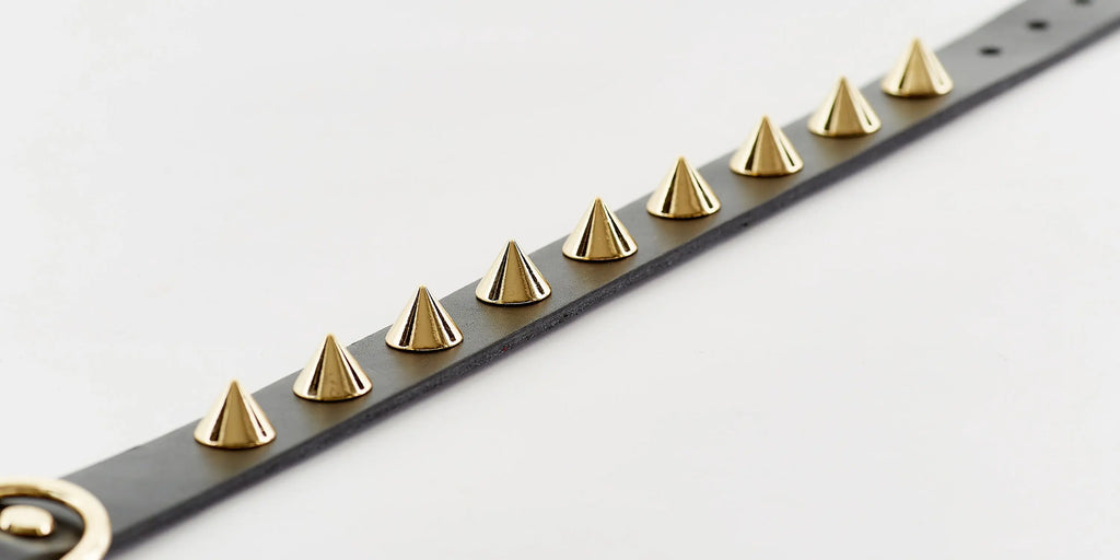 The Golden Spike Black Collar Emerald Alfie