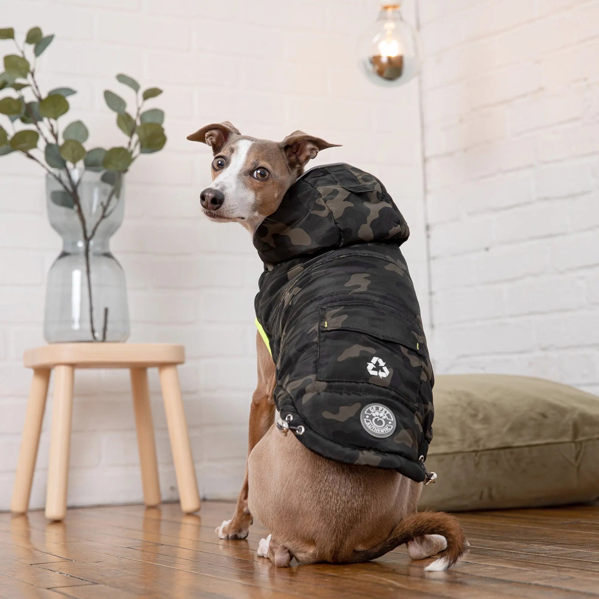 The ECO Parker (Recycled Parka) - Camouflage Beige Antigone