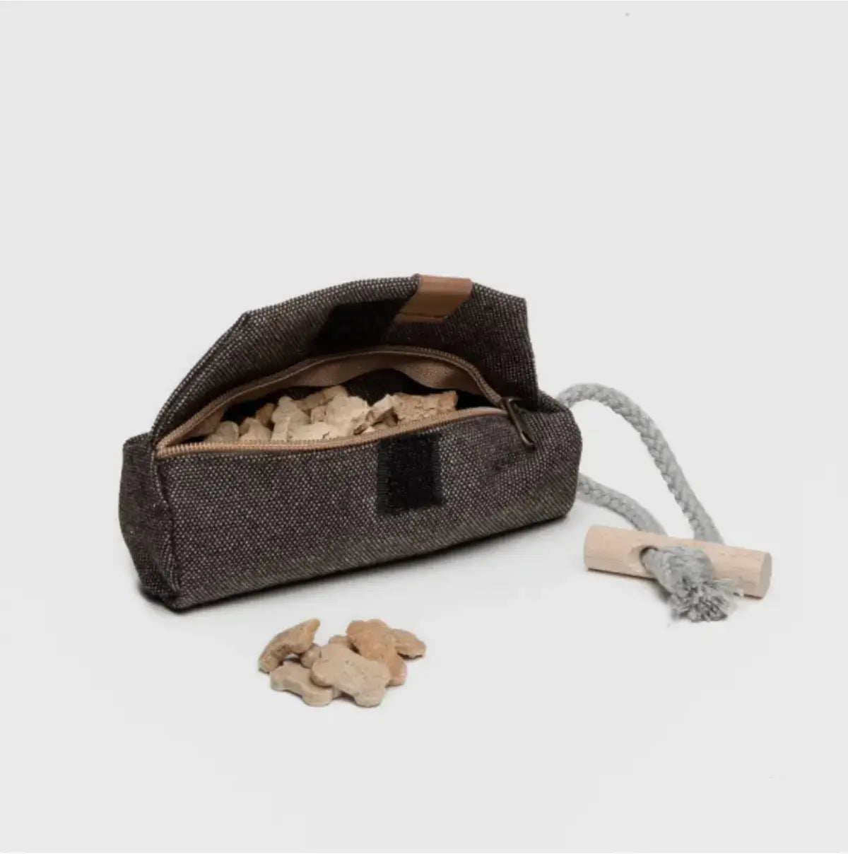 Dog or cat treat bag