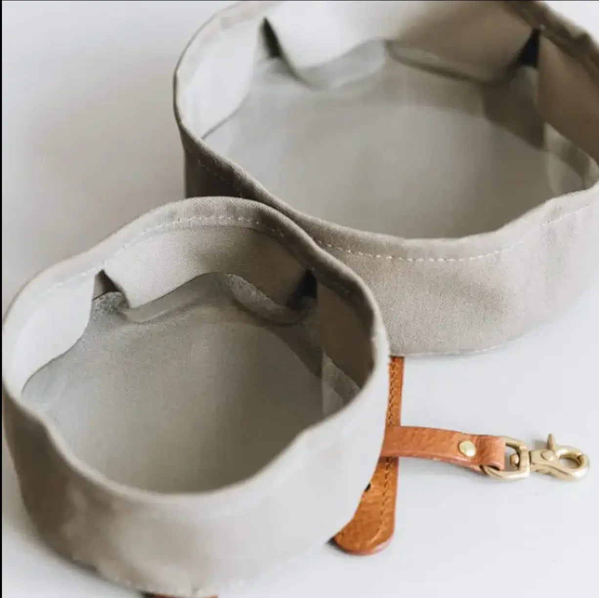 Waterproof Portable Pet Dog Water Bowl Waxed Canvas Pet Feeding Bowl The Little Pooch