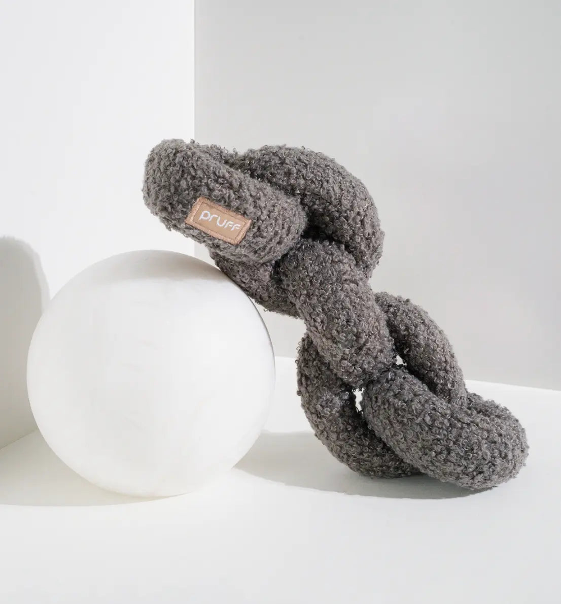 Boucle Many Links Super Chewer Plush Toy Pruff